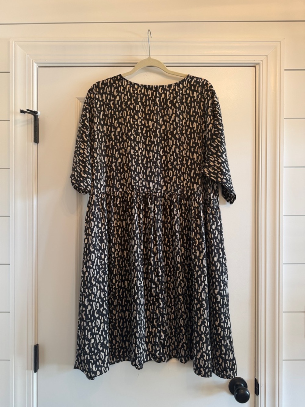 mittoshop Black and Cream Abstract Print Top - Picture 3 of 3